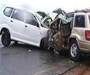 مصر اليوم - مقتل 4 وإصابة 2 في حادث سيارة في سوهاج